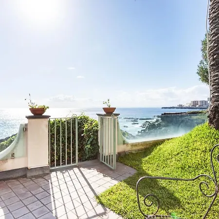 Apartment Penelope Seaview