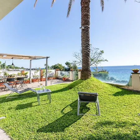 Penelope Seaview Apartamento