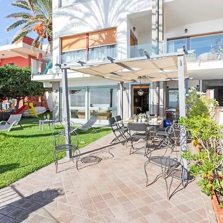 Apartamento Penelope Seaview